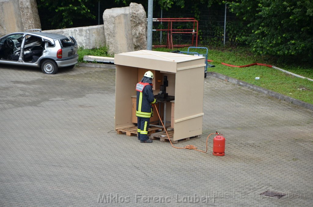 Tag der Offenen Tuer BF Koeln Weidenpesch Scheibenstr P506.JPG